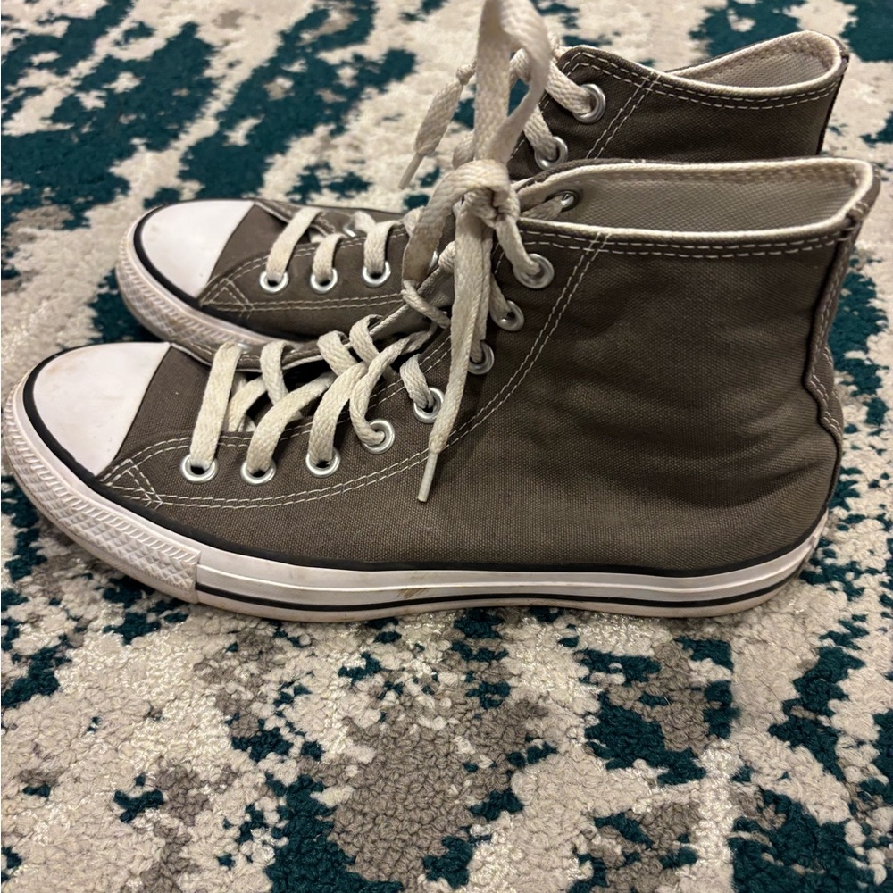Grey Converse - Picture 3 of 5
